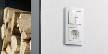 JUNG KNX Taster F 10 bei Elektrotechnik Kastner GmbH & Co. KG in Westendorf